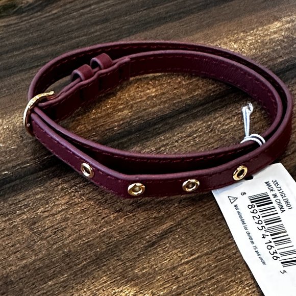 NWT Burgundy C-Buckle Double Wrap Leather Bracelet. - Picture 1 of 4